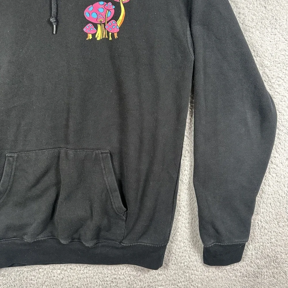 ALAB‎ Hoodie Mens Small Psychedelic Mushroom Wizard Graphic Pullover Sweatshirt